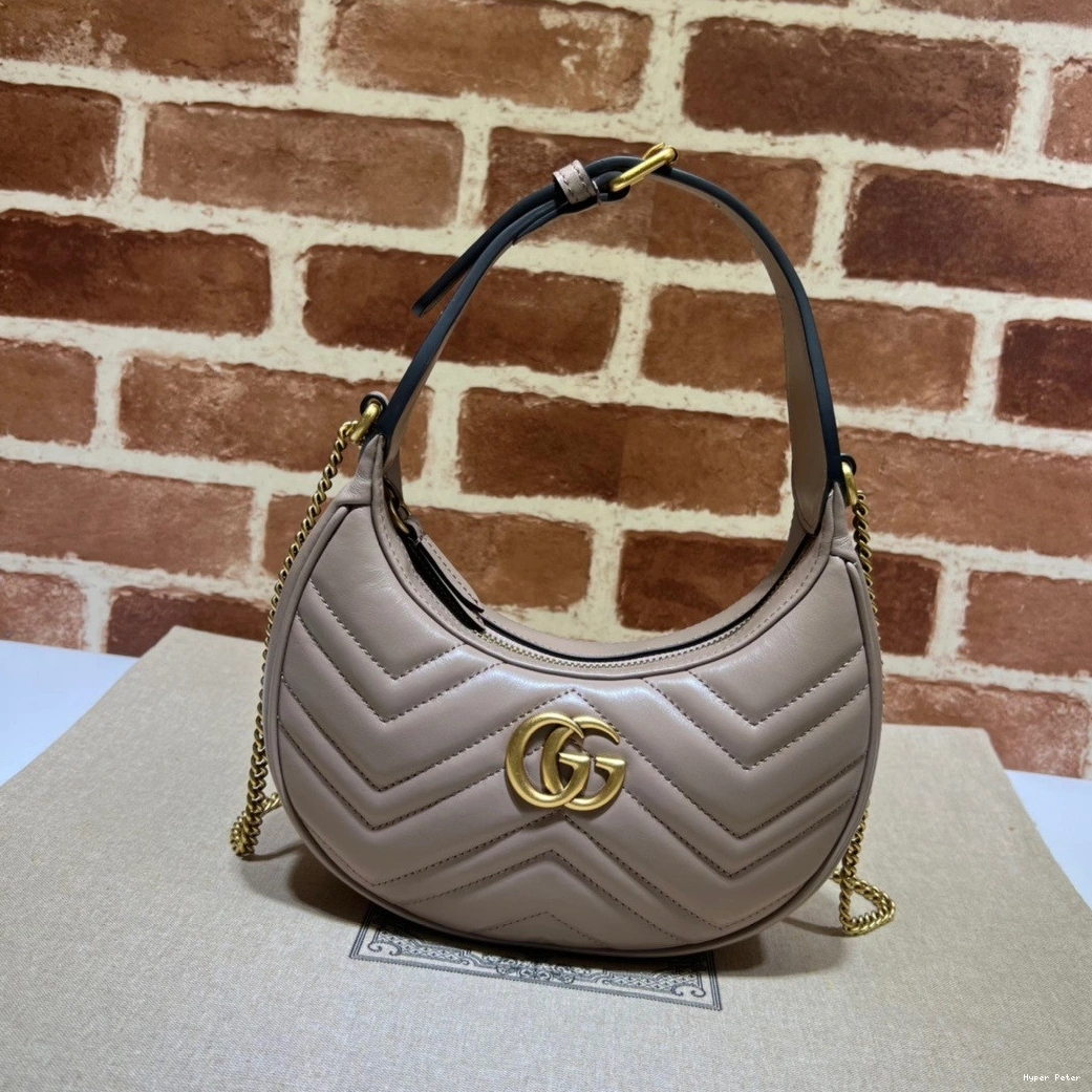 Hyper Peter GUCCI GG half-moon-shaped bag mini Marmont 0820